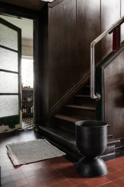 Ferm LIVING Cache-pot Hourglass Moyen Ø41 Cm 19 Ferm LIVING Cache-pot Hourglass Moyen Ø41 Cm -ferm LIVING Magasin 36693 01 45 EnvironmentImage cebe098071