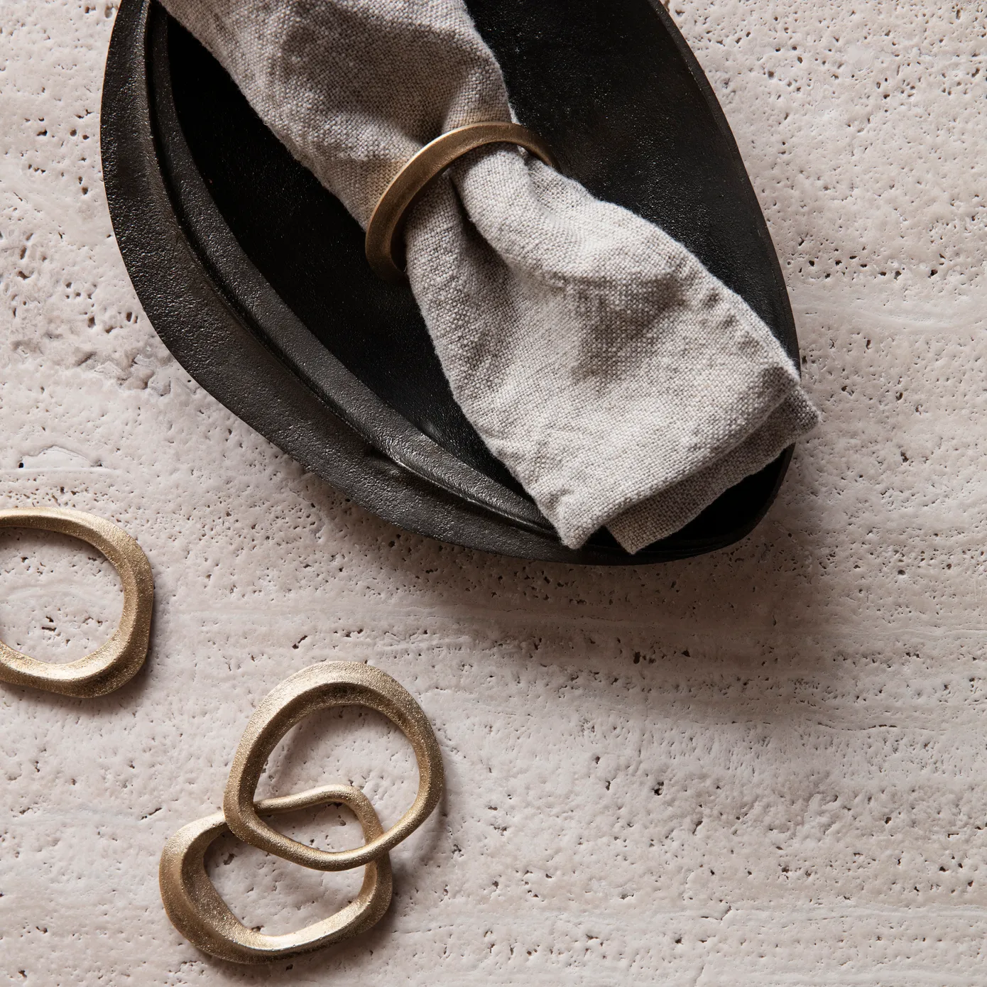 Ferm LIVING Rond De Serviette Flow Lot De 4 2 Ferm LIVING Rond De Serviette Flow Lot De 4 – Image 2