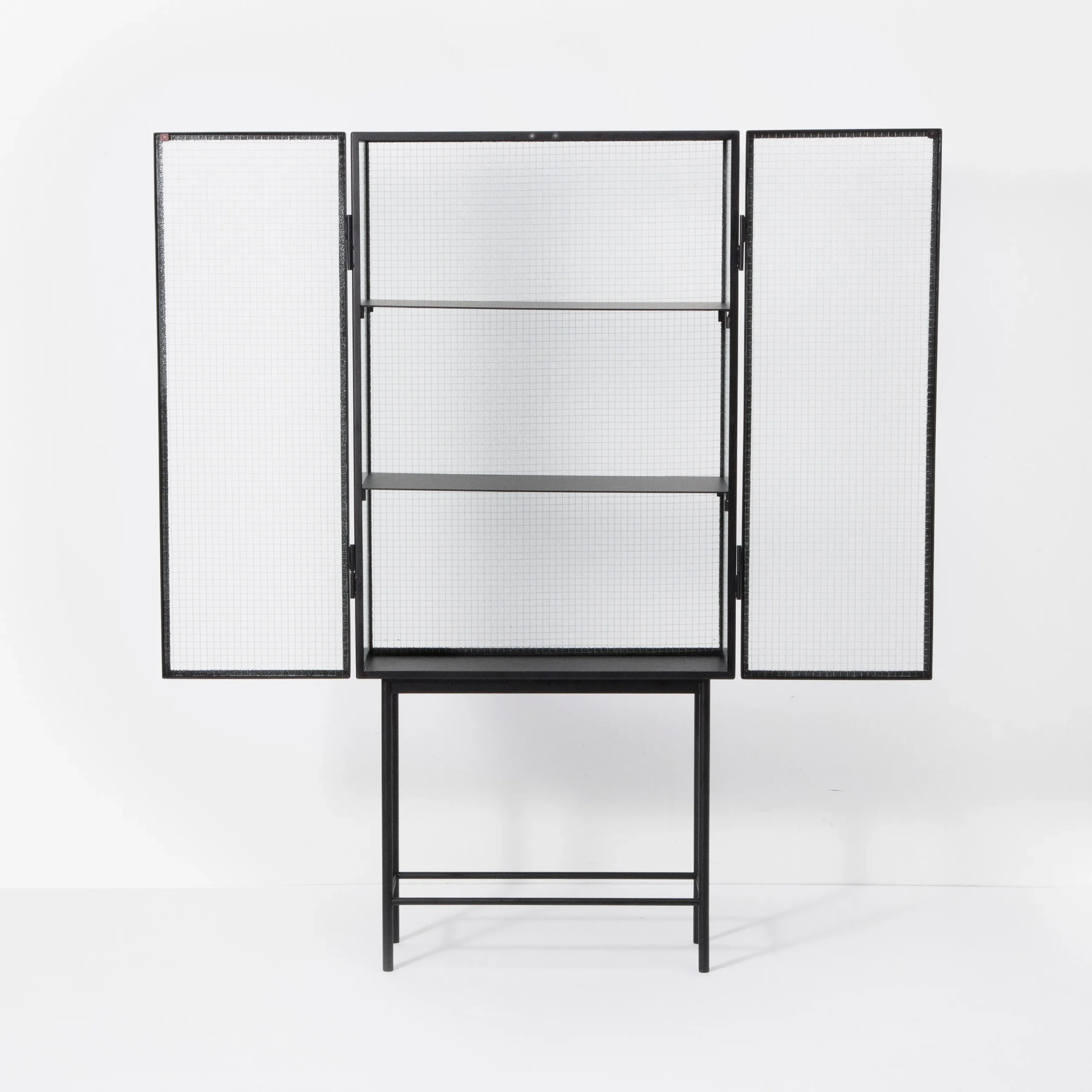 Ferm LIVING Vitrine Haze 2 Ferm LIVING Vitrine Haze – Image 2