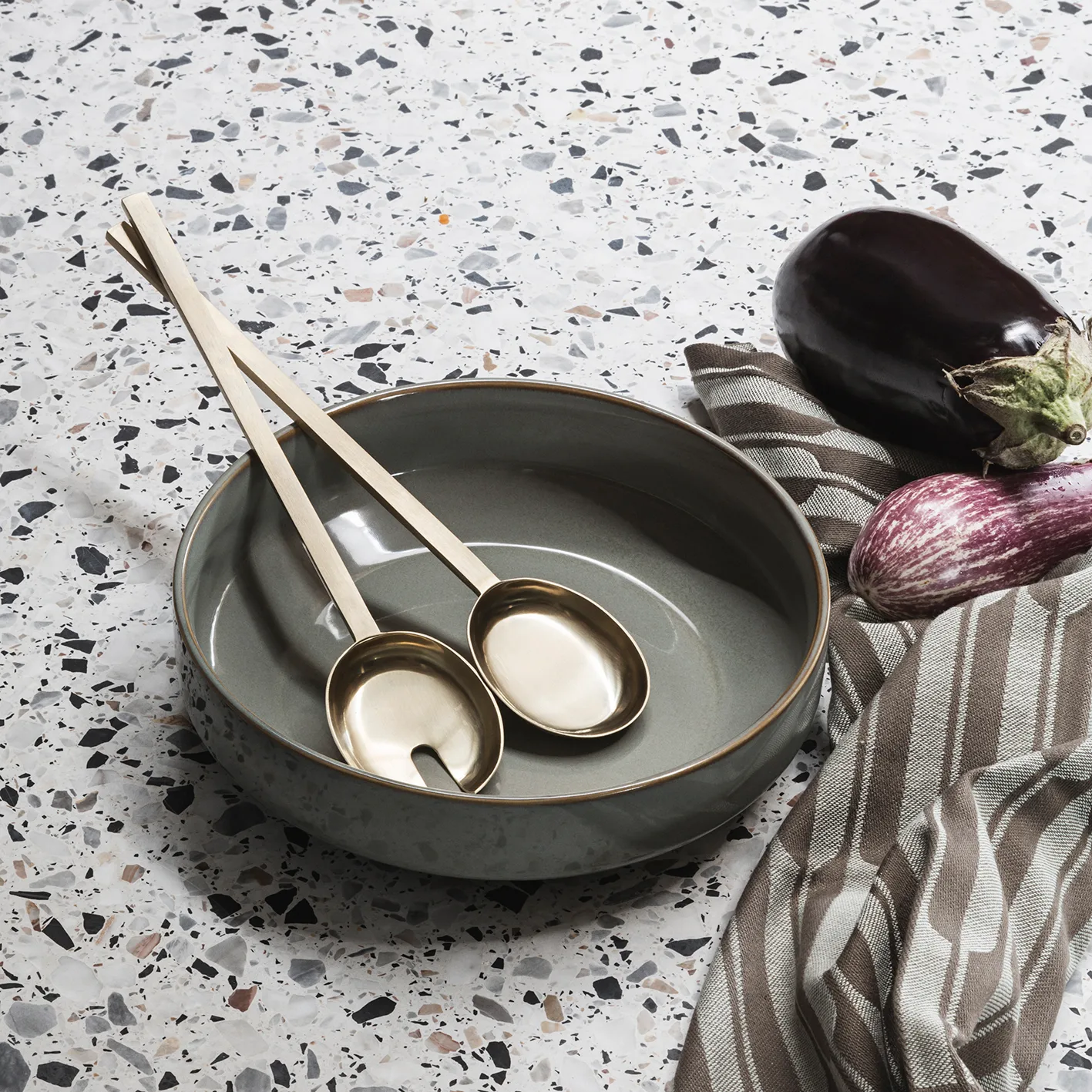 Ferm LIVING Couverts à Salade Fein 2 Pièces 2 Ferm LIVING Couverts à Salade Fein 2 Pièces – Image 2