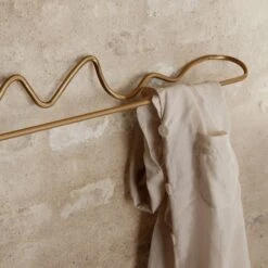 Ferm LIVING Porte-serviettes Curvature 5 Ferm LIVING Porte-serviettes Curvature -ferm LIVING Magasin 46457 01 03 c5d88ed5fa