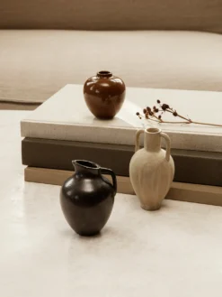 Ferm LIVING Mini Vase Ary Moyen 6 Ferm LIVING Mini Vase Ary Moyen -ferm LIVING Magasin 507248 01 3 EnvironmentImage 2041fcaf0f