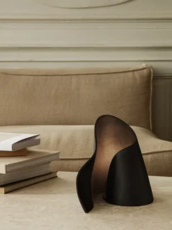 Ferm LIVING Lampe De Table Oyster 8 Ferm LIVING Lampe De Table Oyster -ferm LIVING Magasin 507284 01 11 EnvironmentImage 846c307c0a