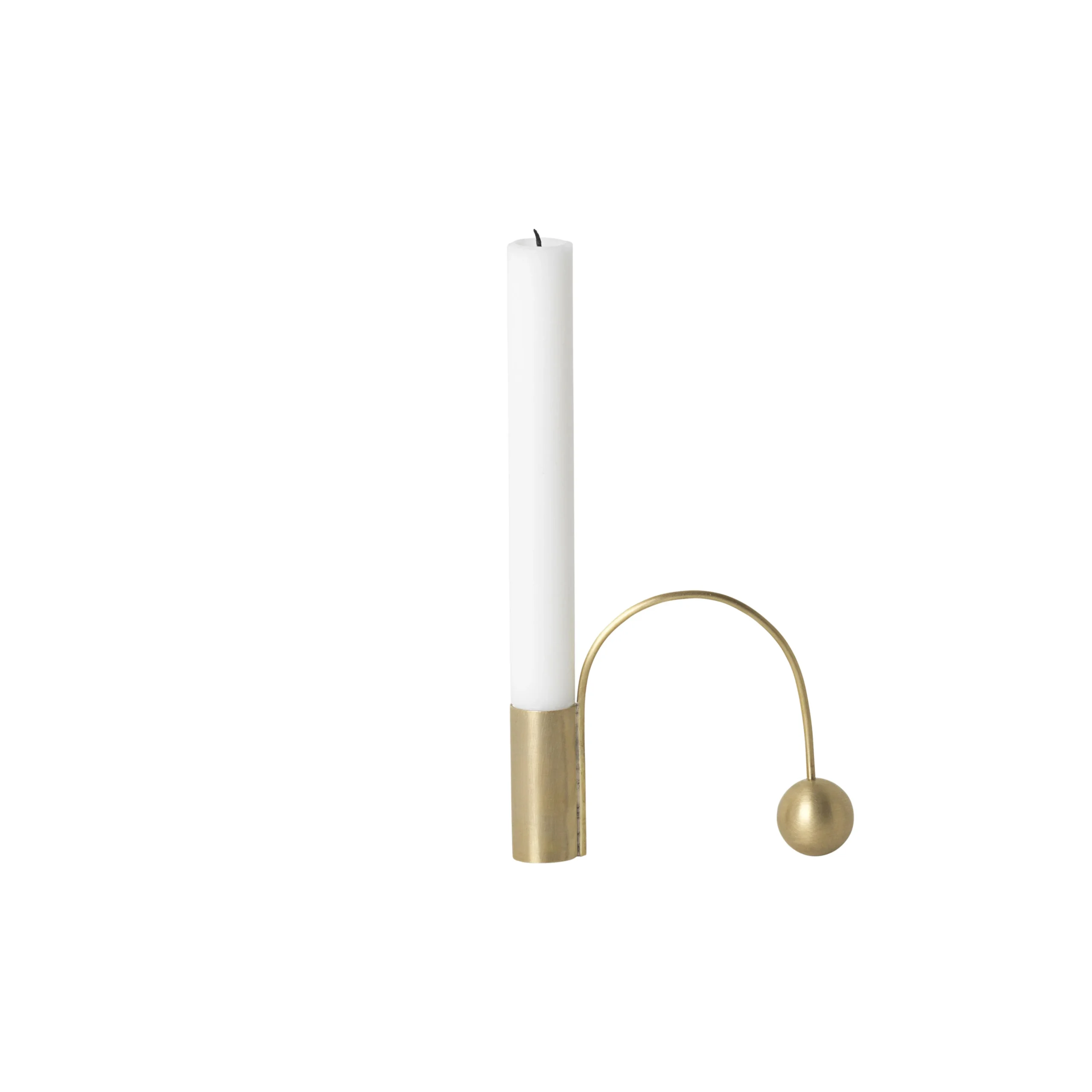 Ferm LIVING Bougeoir Balance Laiton 1 Ferm LIVING Bougeoir Balance Laiton