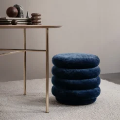 Ferm LIVING Pouf Pouf Round 5 Ferm LIVING Pouf Pouf Round -ferm LIVING Magasin pouf round velvet miljo1 1f6fc06b5b